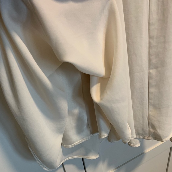 Romantic white mini dress - Picture 3 of 3